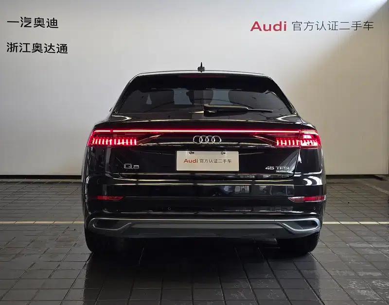 Audi Q8 2021 45 TFSI Luxury Elegance — миниатюра 3