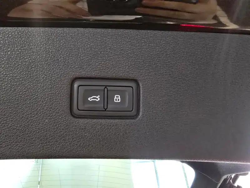 Audi Q8 2021 45 TFSI Luxury Elegance — миниатюра 8
