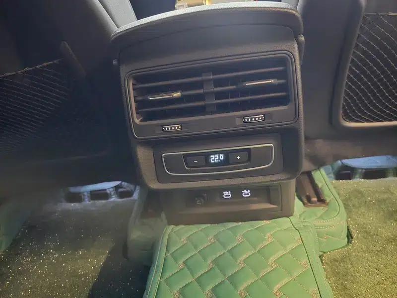 Audi Q8 2021 45 TFSI Luxury Elegance — миниатюра 10