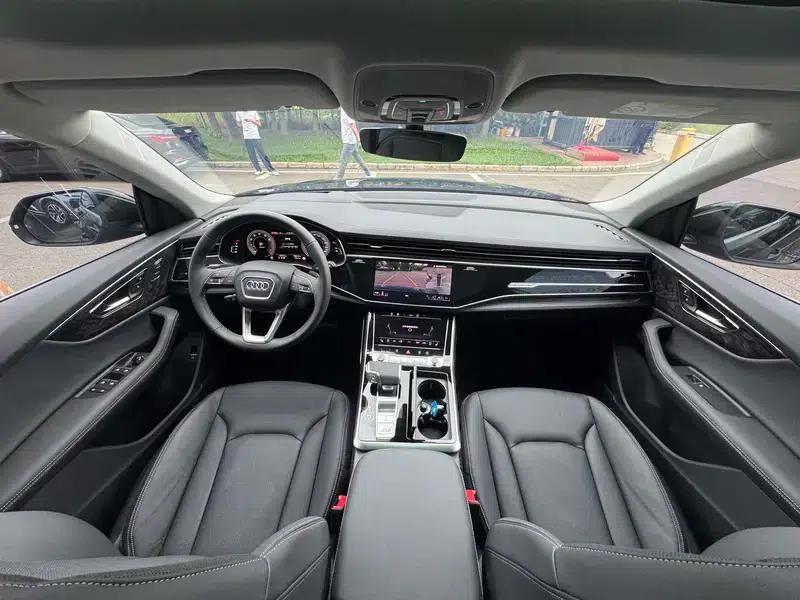 Audi Q8 2024 55 TFSI Luxury Dynamic — миниатюра 18