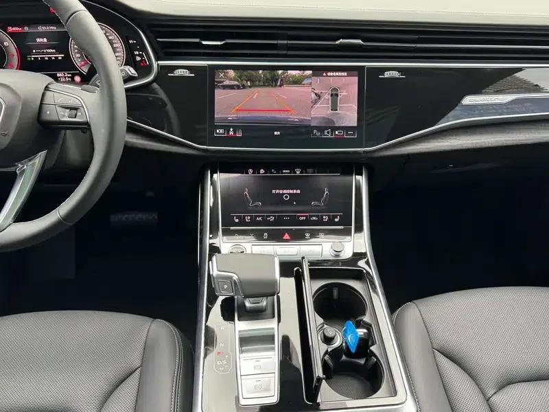 Audi Q8 2024 55 TFSI Luxury Dynamic — миниатюра 19