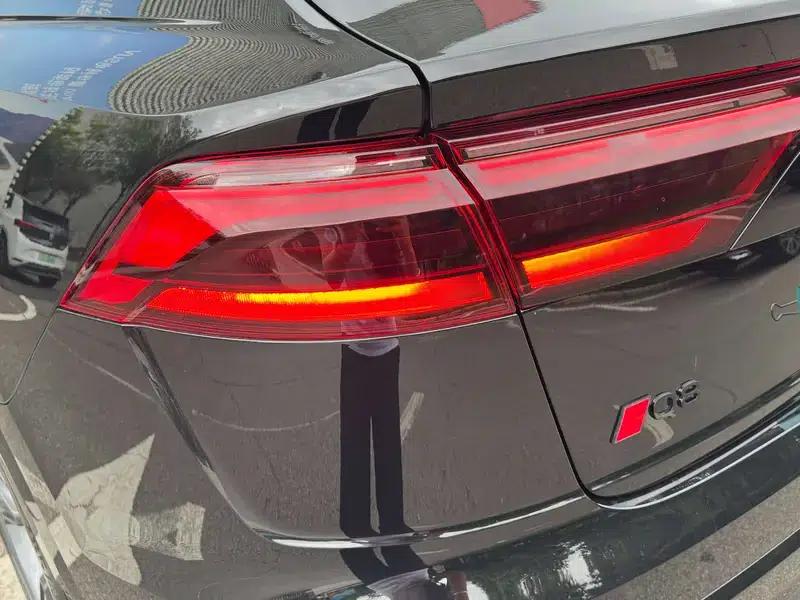 Audi Q8 2024 55 TFSI Luxury Dynamic — миниатюра 8