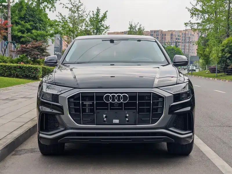Audi Q8 2021 55 TFSI Premium Dynamic Edition — миниатюра 2