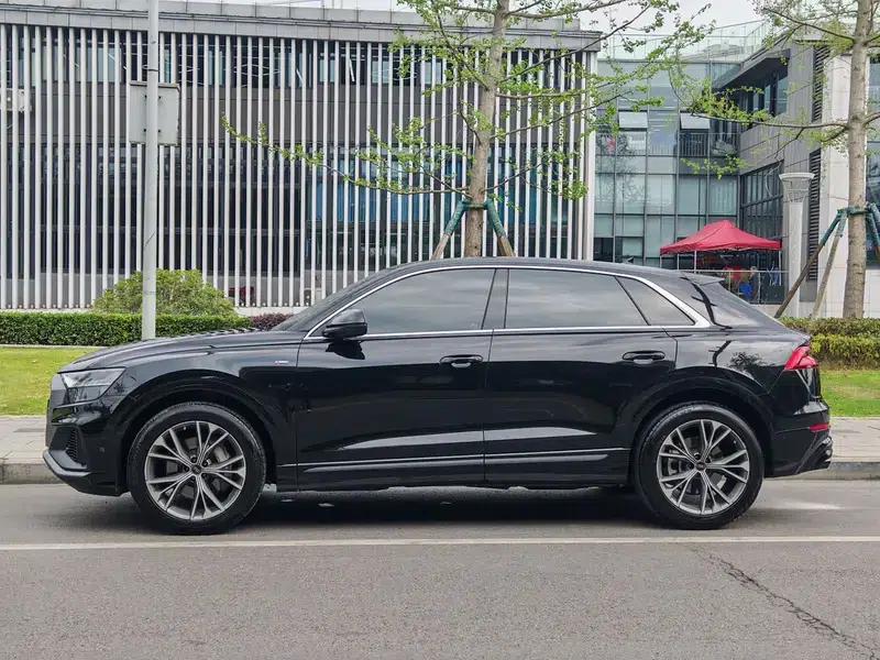 Audi Q8 2021 55 TFSI Premium Dynamic Edition — миниатюра 3