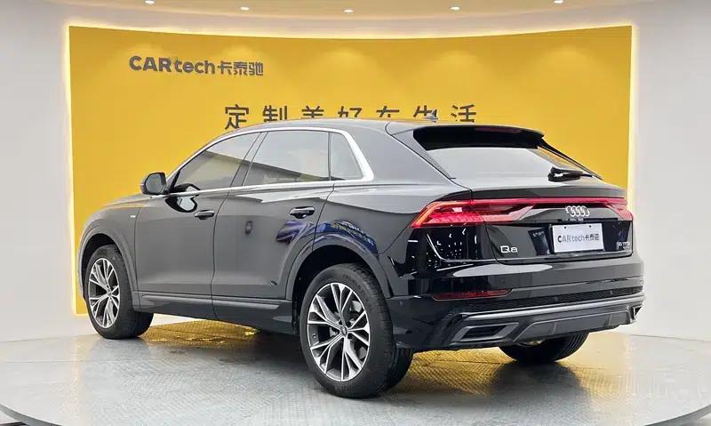 Audi Q8 2023 55 TFSI Luxury Dynamic — миниатюра 4