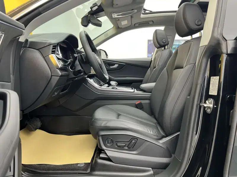 Audi Q8 2023 55 TFSI Luxury Dynamic — миниатюра 31
