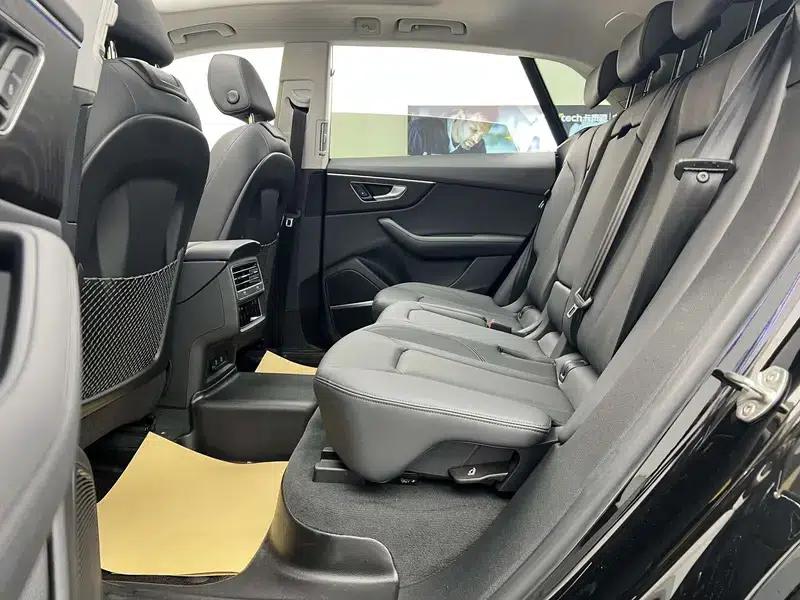 Audi Q8 2023 55 TFSI Luxury Dynamic — миниатюра 36