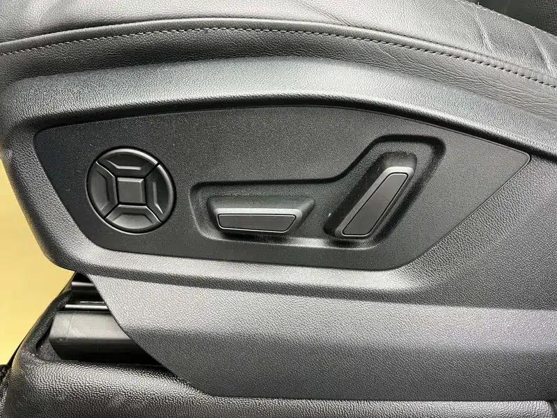 Audi Q8 2023 55 TFSI Luxury Dynamic — миниатюра 7