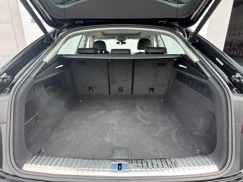 Audi Q8 2024 55 TFSI Luxury Dynamic — миниатюра 17