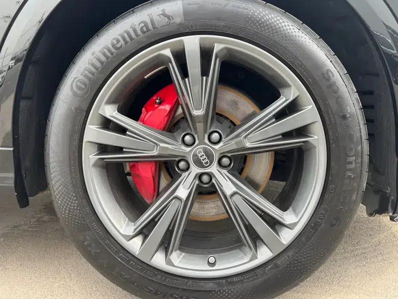 Audi Q8 2024 55 TFSI Luxury Dynamic — миниатюра 6