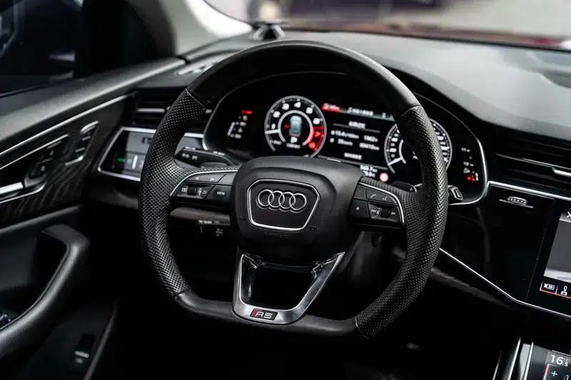 Audi Q8 2021 55 TFSI Luxury Dynamic — миниатюра 11