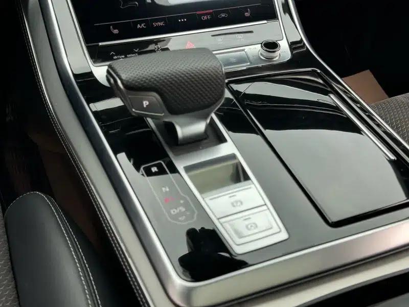 Audi Q8 2019 55 TFSI Dynamic Edition — миниатюра 11