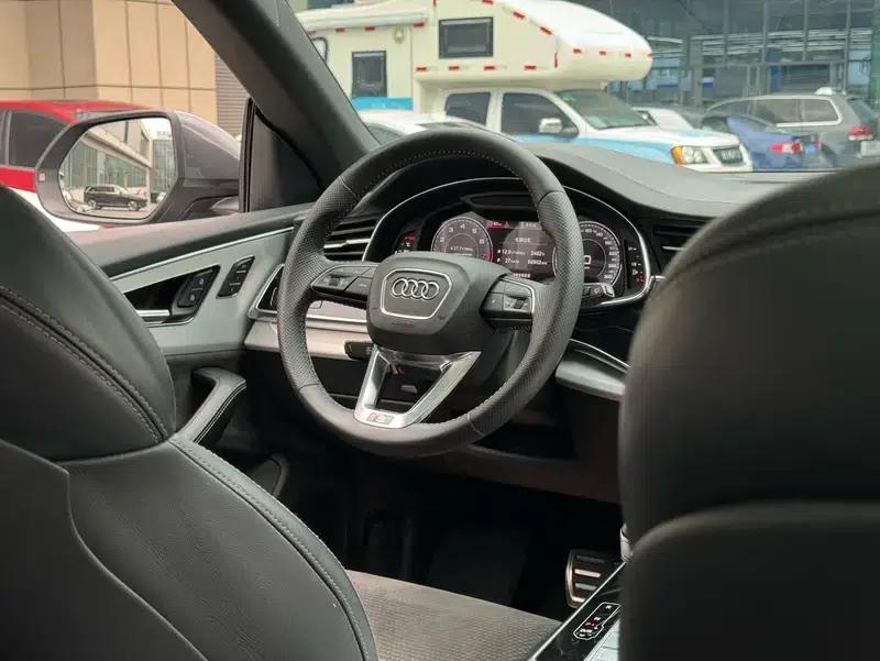 Audi Q8 2019 55 TFSI Dynamic Edition — миниатюра 12