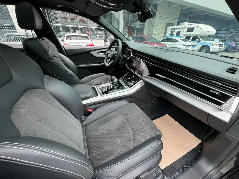 Audi Q8 2019 55 TFSI Dynamic Edition — миниатюра 13