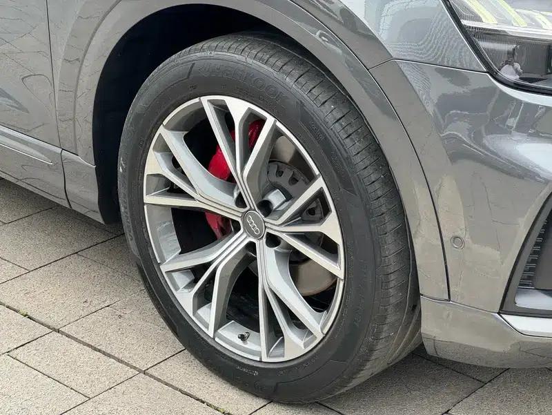 Audi Q8 2019 55 TFSI Dynamic Edition — миниатюра 8