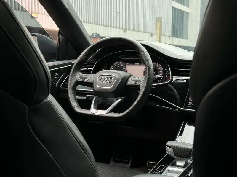 Audi Q8 2019 55 TFSI Premium Dynamic Edition — миниатюра 19