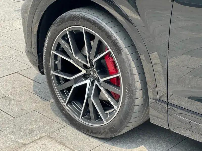 Audi Q8 2022 55 TFSI Premium Dynamic Edition — миниатюра 14