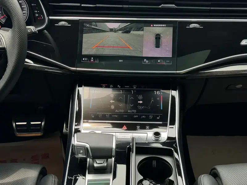 Audi Q8 2022 55 TFSI Premium Dynamic Edition — миниатюра 6