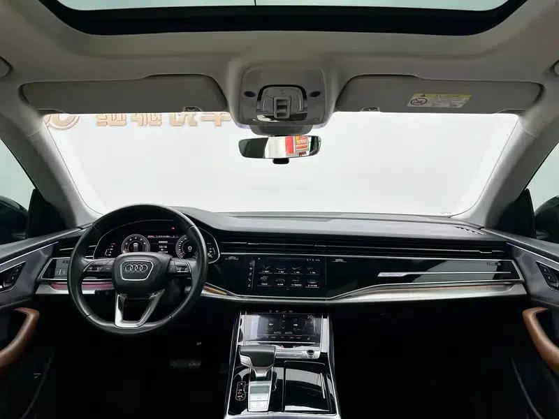 Audi Q8 2019 45 TFSI Luxury Elegance — миниатюра 9