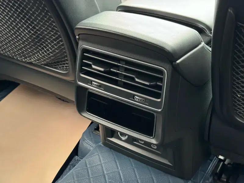 Audi Q8 2021 55 TFSI Premium Dynamic Edition — миниатюра 11
