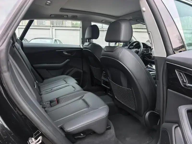 Audi Q8 2024 55 TFSI Luxury Dynamic — миниатюра 17