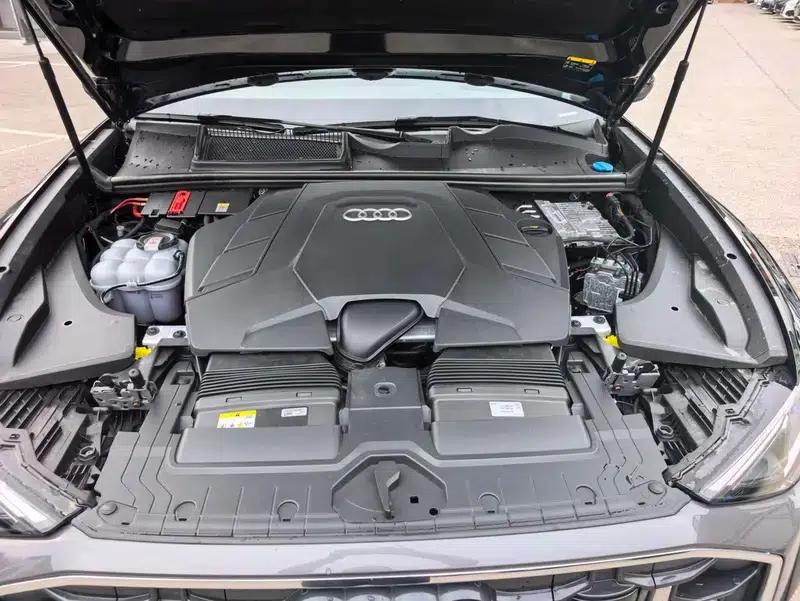 Audi Q8 2024 55 TFSI Luxury Dynamic — миниатюра 5