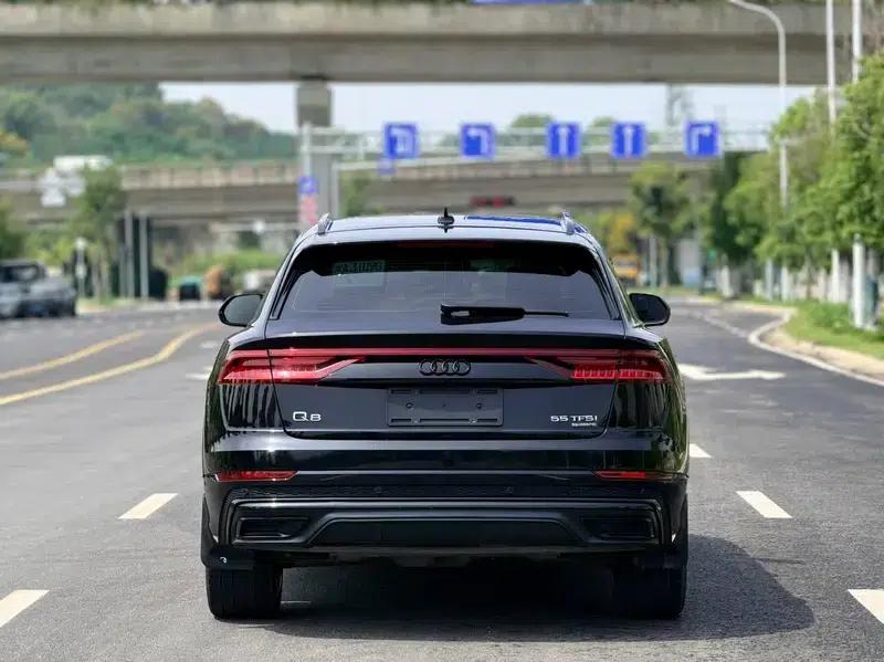 Audi Q8 2019 55 TFSI Dynamic Edition — миниатюра 3