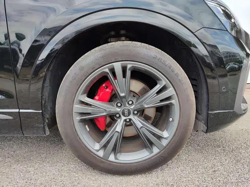 Audi Q8 2024 55 TFSI Luxury Dynamic — миниатюра 17