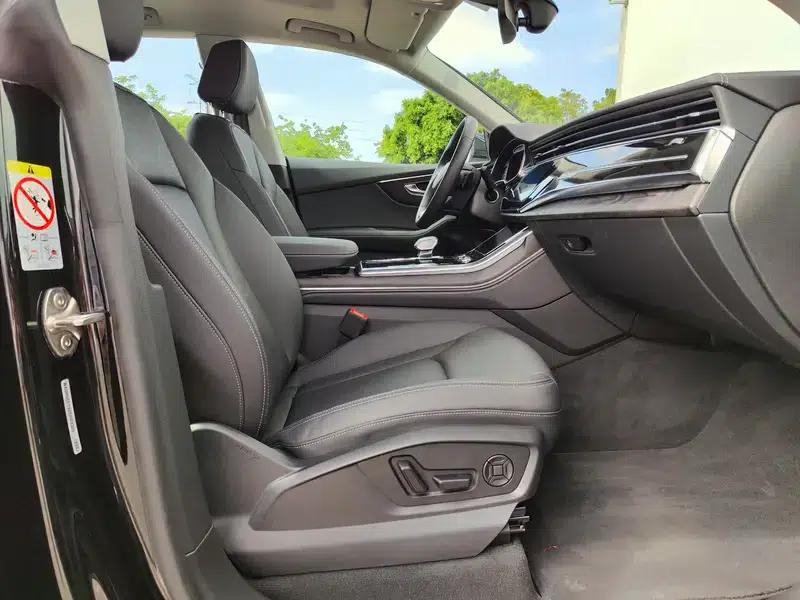 Audi Q8 2024 55 TFSI Luxury Dynamic — миниатюра 30