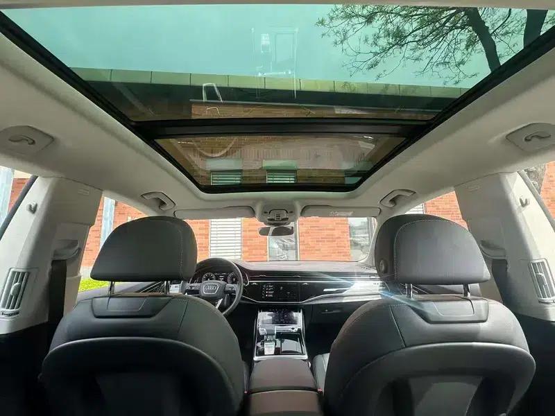 Audi Q8 2024 55 TFSI Luxury Dynamic — миниатюра 23