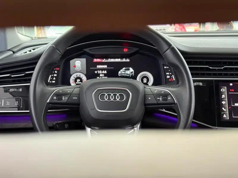 Audi Q8 2021 55 TFSI Luxury Dynamic — миниатюра 16