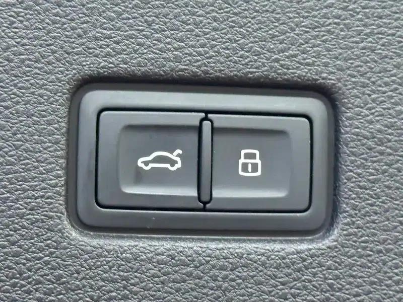 Audi Q8 2021 55 TFSI Luxury Dynamic — миниатюра 10