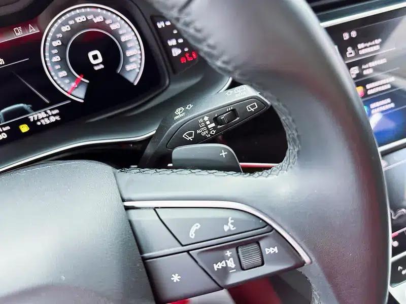 Audi Q8 2019 55 TFSI Luxury Dynamic — миниатюра 12