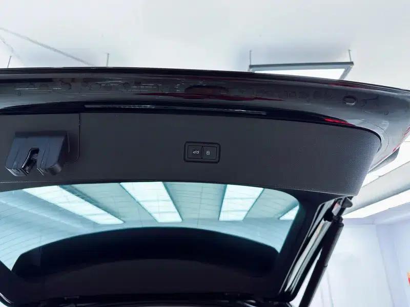 Audi Q8 2019 55 TFSI Luxury Dynamic — миниатюра 14