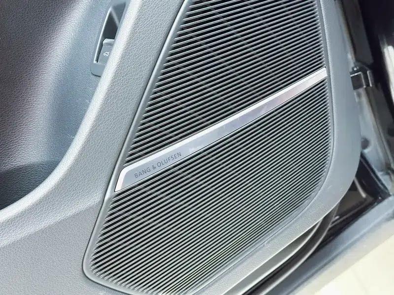 Audi Q8 2019 55 TFSI Luxury Dynamic — миниатюра 10