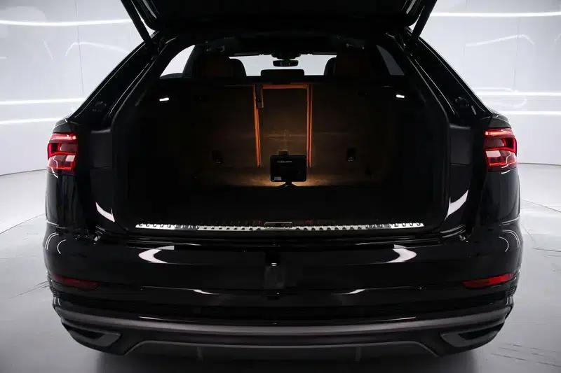 Audi Q8 2019 3.0T Automatic AWD 5-seater Parallel Import — миниатюра 17