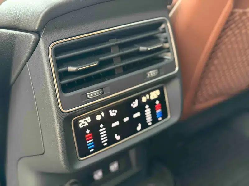 Audi Q8 2019 3.0T Parallel Import — миниатюра 10