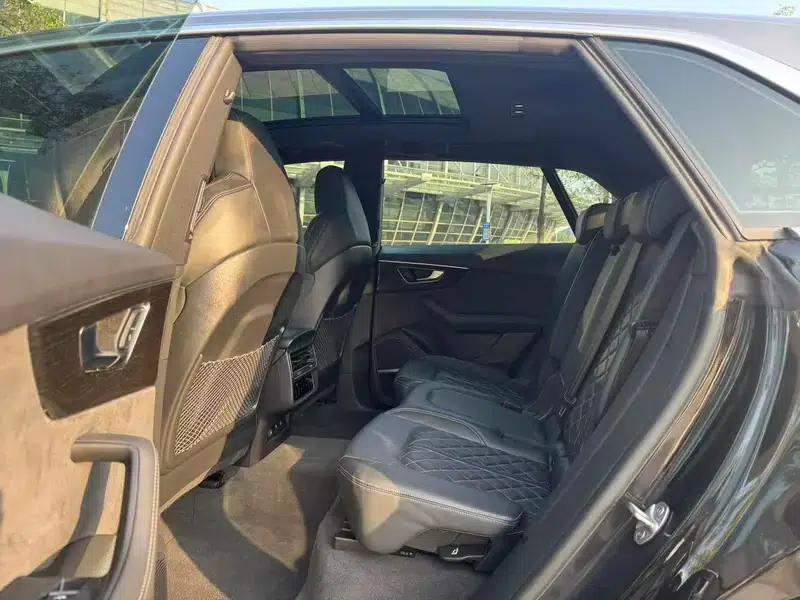 Audi Q8 2023 55 TFSI Premium Dynamic Edition — миниатюра 7