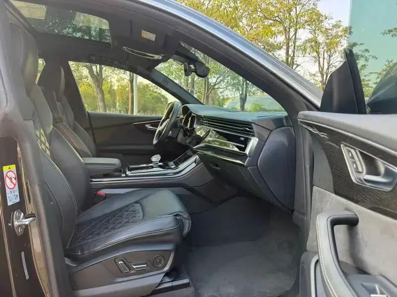 Audi Q8 2023 55 TFSI Premium Dynamic Edition — миниатюра 9