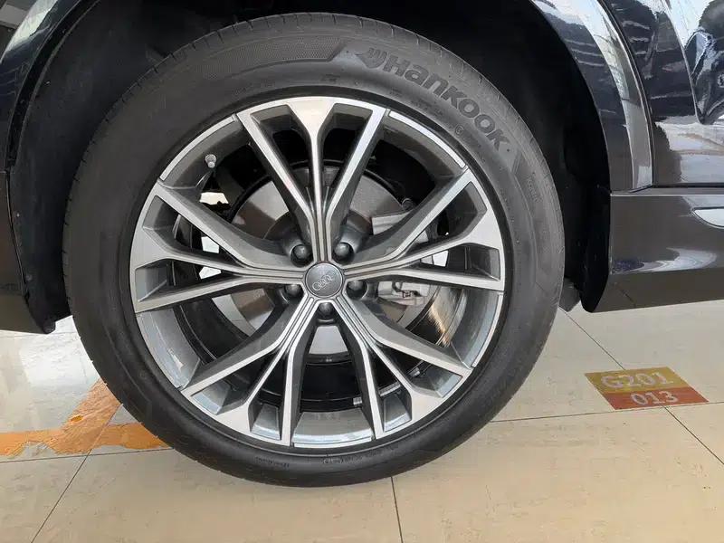 Audi Q8 2019 55 TFSI Premium Dynamic Edition — миниатюра 8