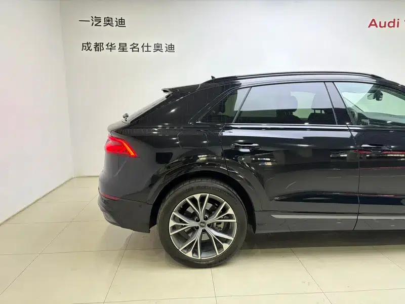 Audi Q8 2023 55 TFSI Luxury Dynamic — миниатюра 11