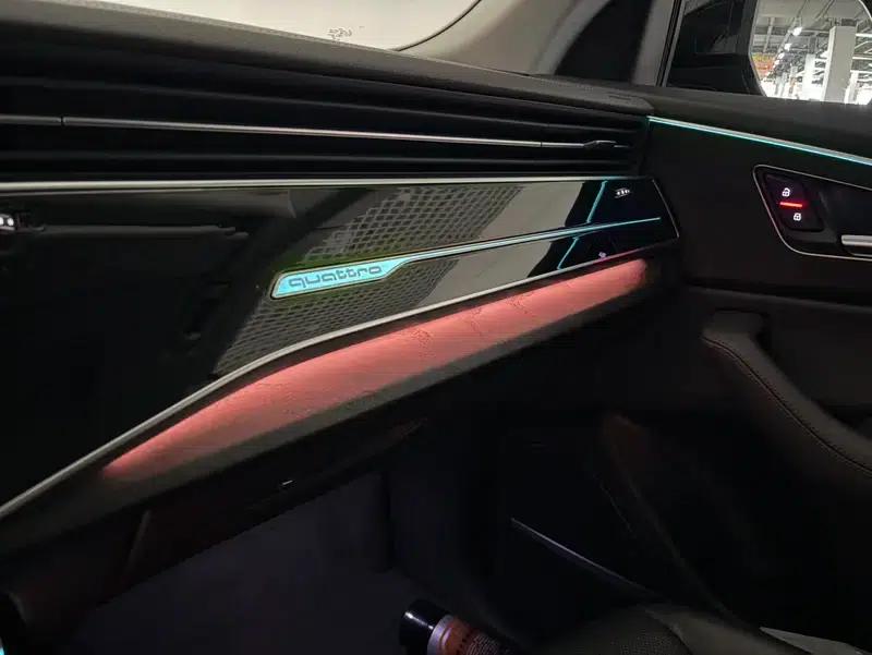 Audi Q8 2023 55 TFSI Luxury Dynamic — миниатюра 14