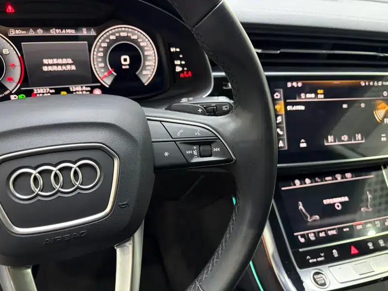 Audi Q8 2023 55 TFSI Luxury Dynamic — миниатюра 7