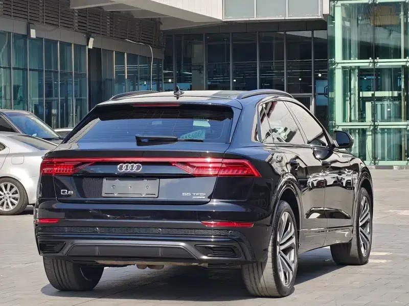 Audi Q8 2021 55 TFSI Premium Dynamic Edition — миниатюра 2