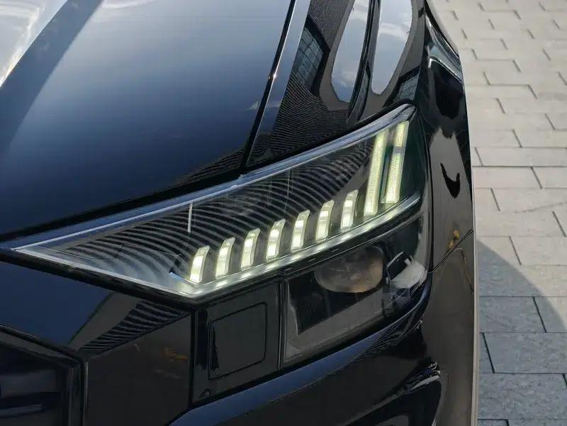 Audi Q8 2021 55 TFSI Premium Dynamic Edition — миниатюра 3