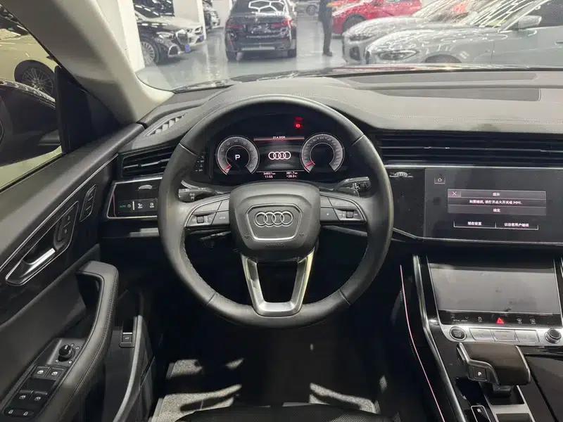 Audi Q8 2024 55 TFSI Luxury Dynamic — миниатюра 7