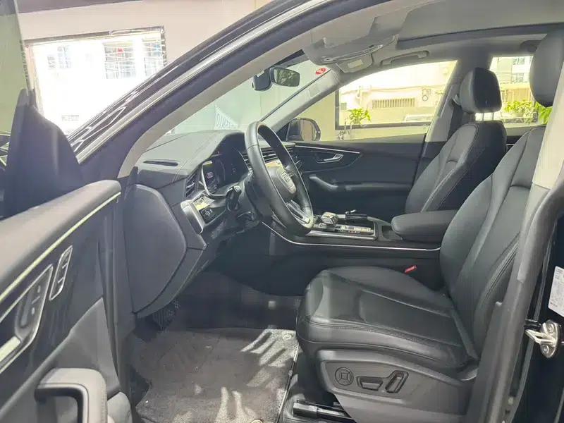 Audi Q8 2024 55 TFSI Luxury Dynamic — миниатюра 8