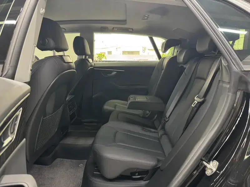 Audi Q8 2024 55 TFSI Luxury Dynamic — миниатюра 9
