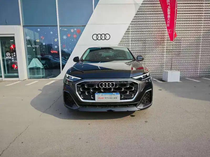 Audi Q8 2024 55 TFSI Luxury Dynamic — миниатюра 2