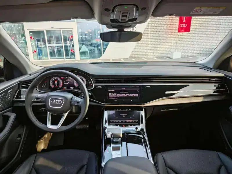Audi Q8 2024 55 TFSI Luxury Dynamic — миниатюра 12